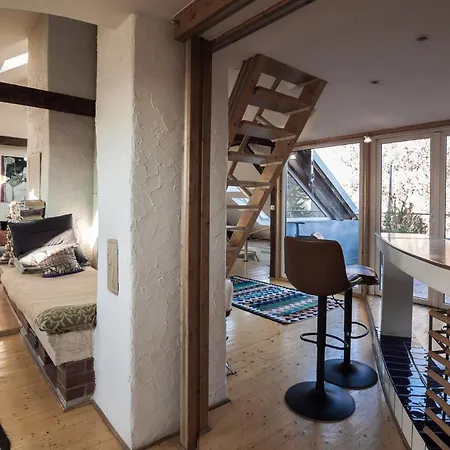 Romantisches Dach-loft Im Zentrum Mit Terasse I 100qm I Self Checkin