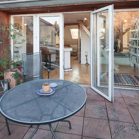 Urban Attic Loft I Self Checkin