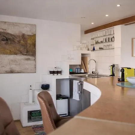 Appartement Romantisches Dach-loft Im Zentrum Mit Terasse I 100qm I Self Checkin